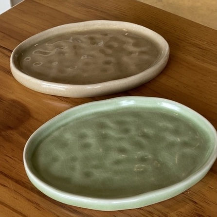 Hana Oval Dessert Plate