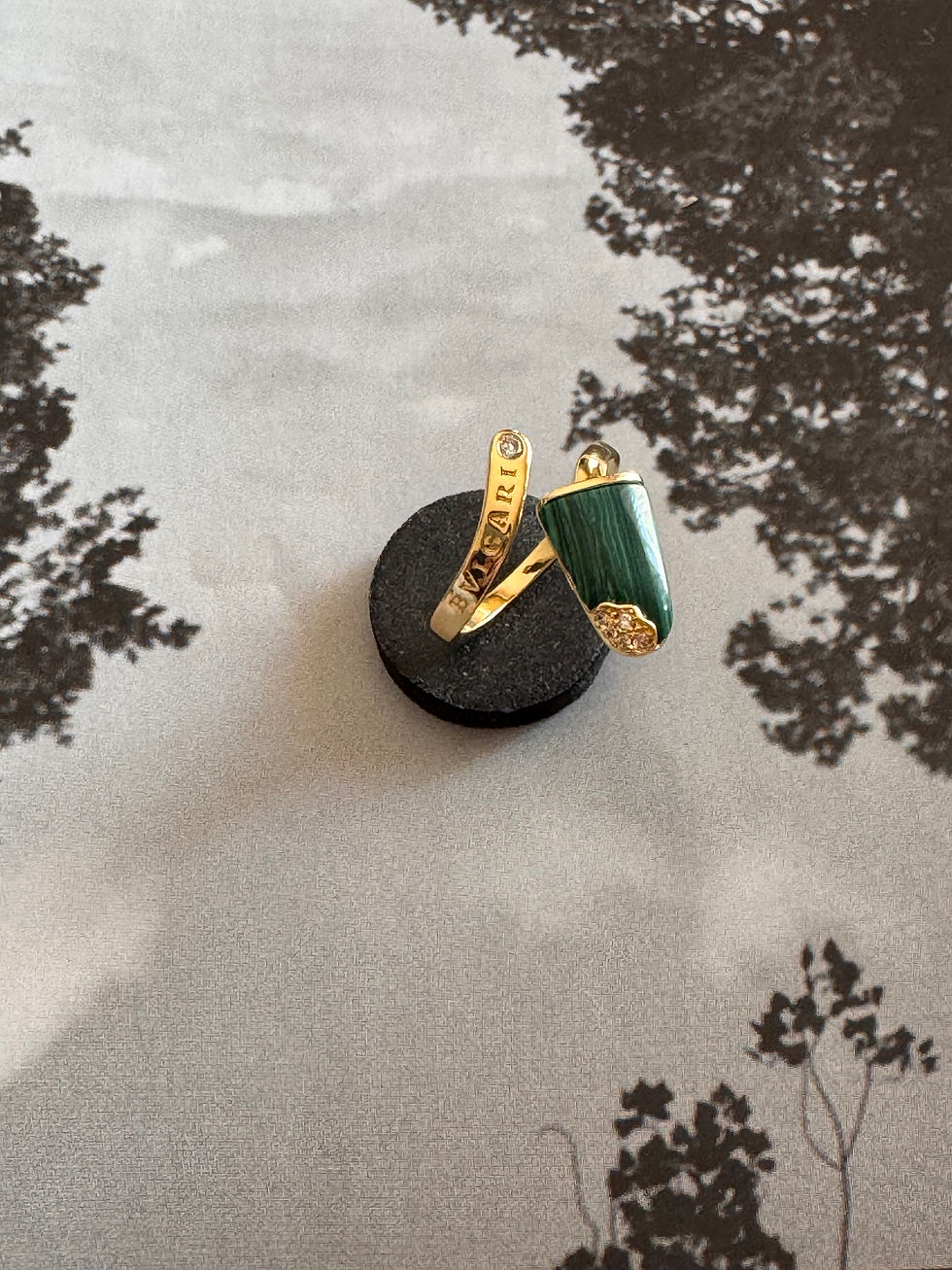 Thumbnail: Bvlg*ri emerald ring 