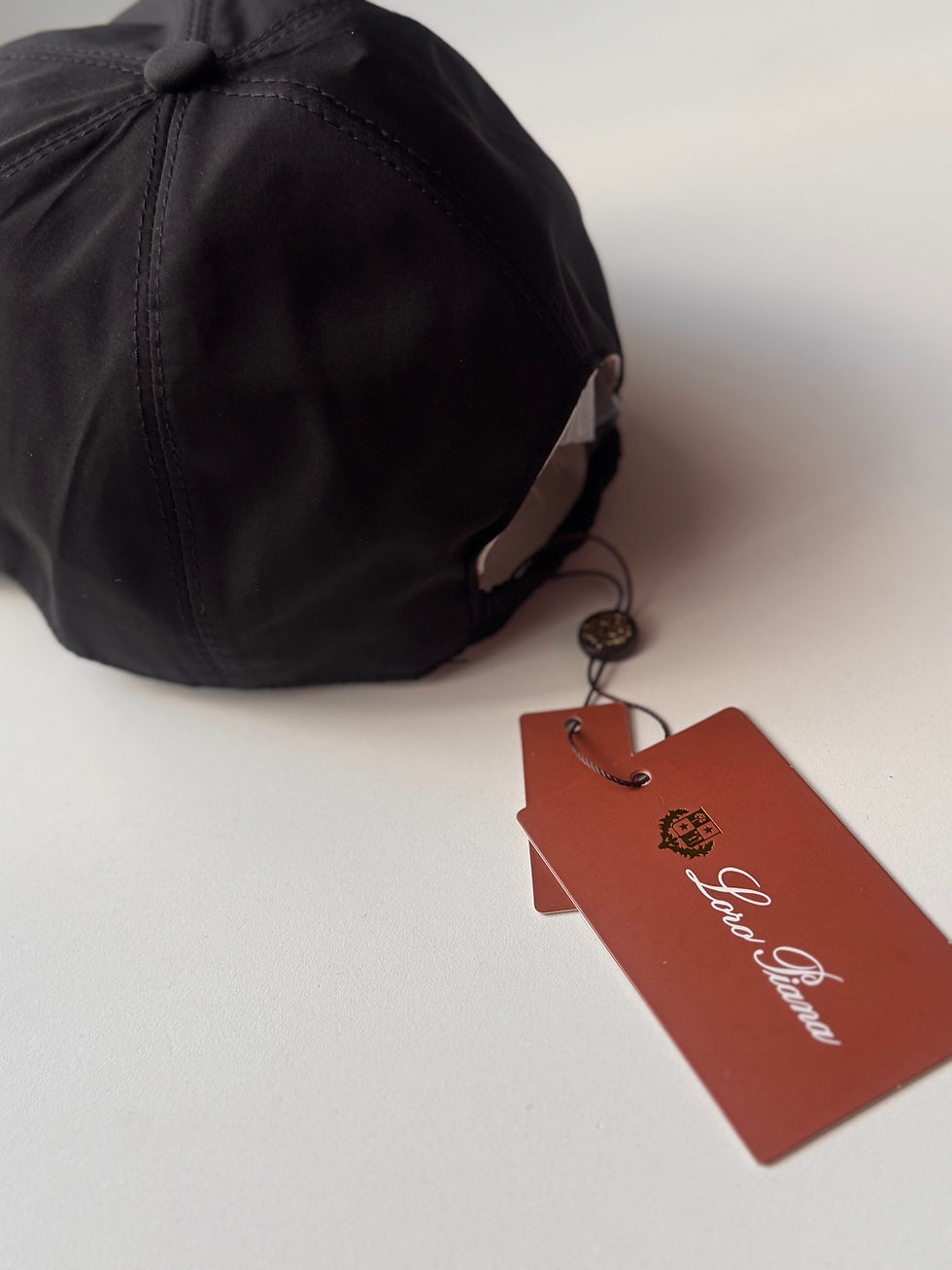 Thumbnail: LP black hat 