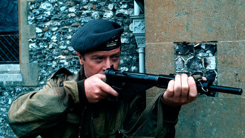 Classic War Movie with Michael Caine, Donald Sutherland and Robert Duvall