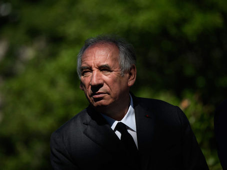 El gobierno francés colapsa, otra vez