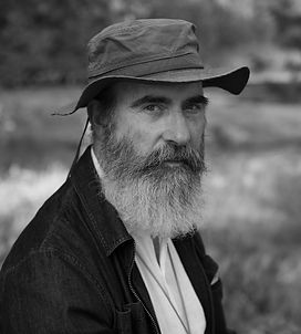 Tony Spencer_The New Perennialist_Headshot 2023.jpg