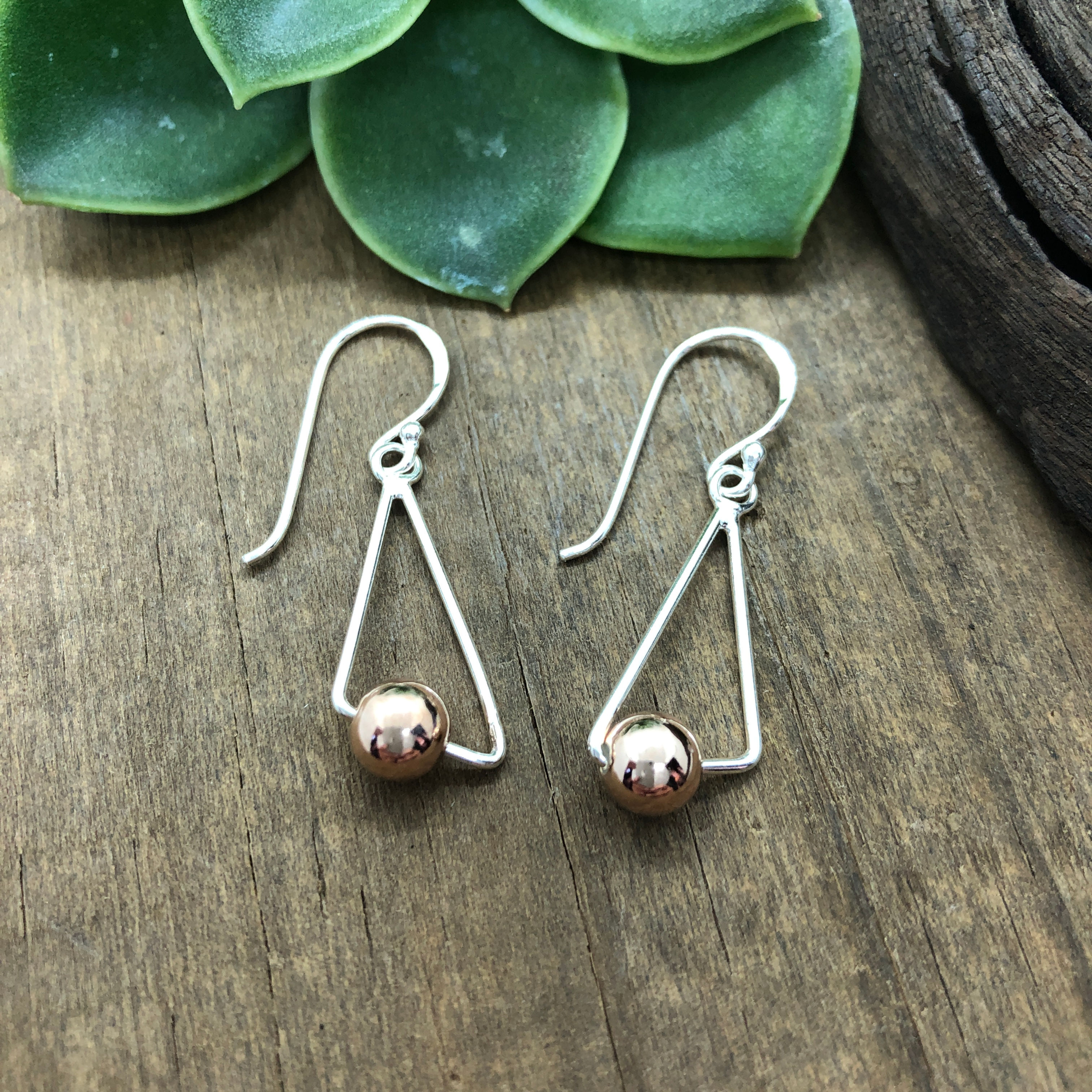 Retro two-tone earrings