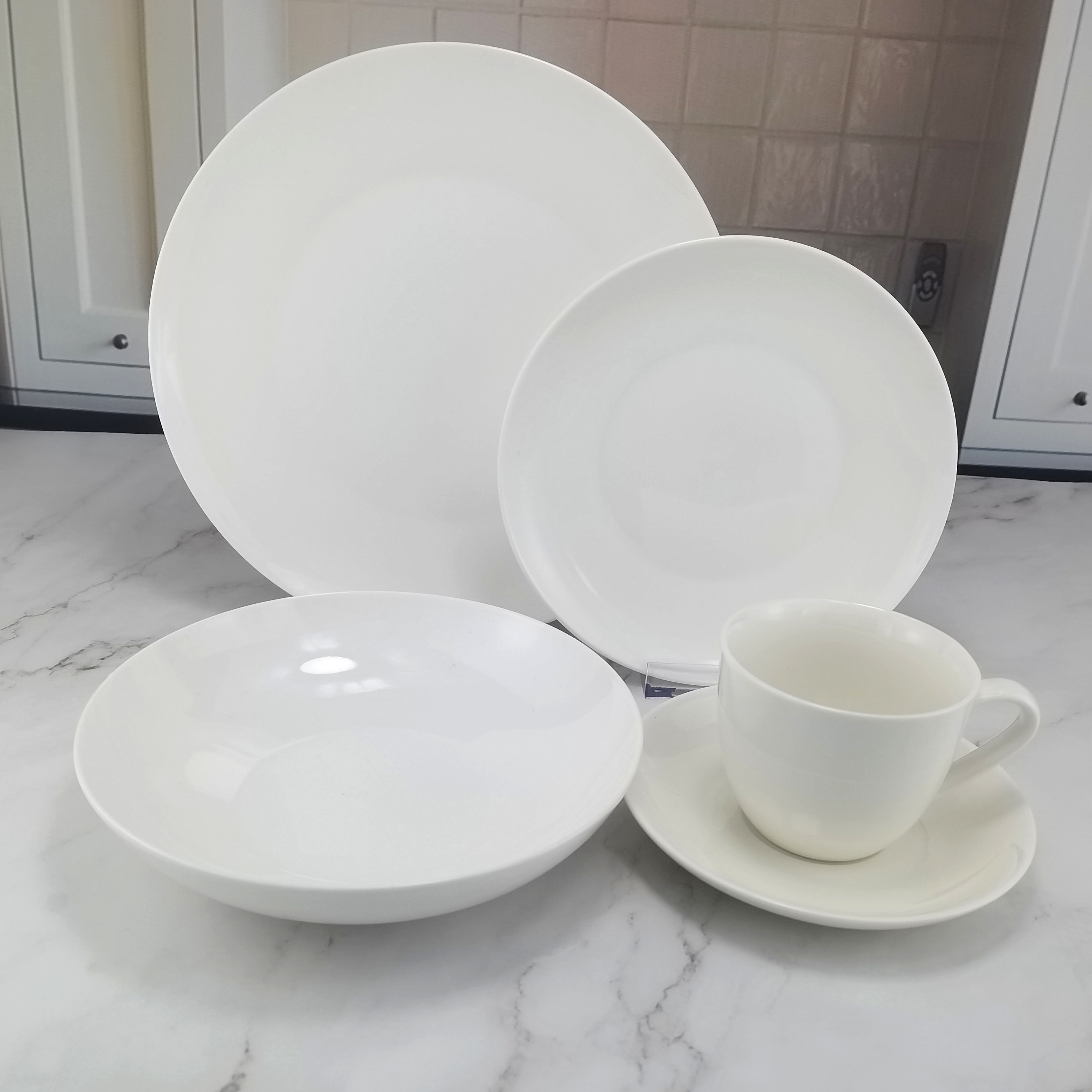 Whiteware coupe shape dinner set