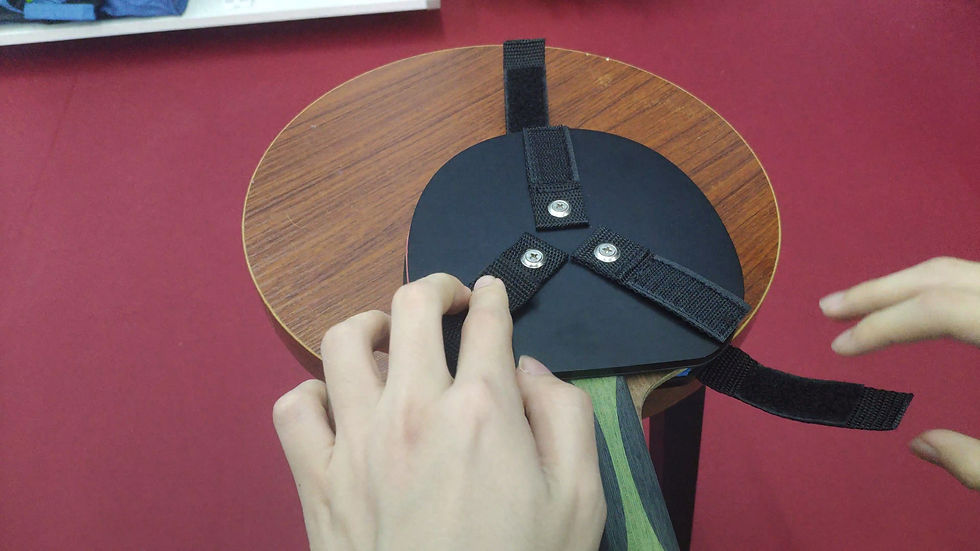 縮圖：橡膠壓機