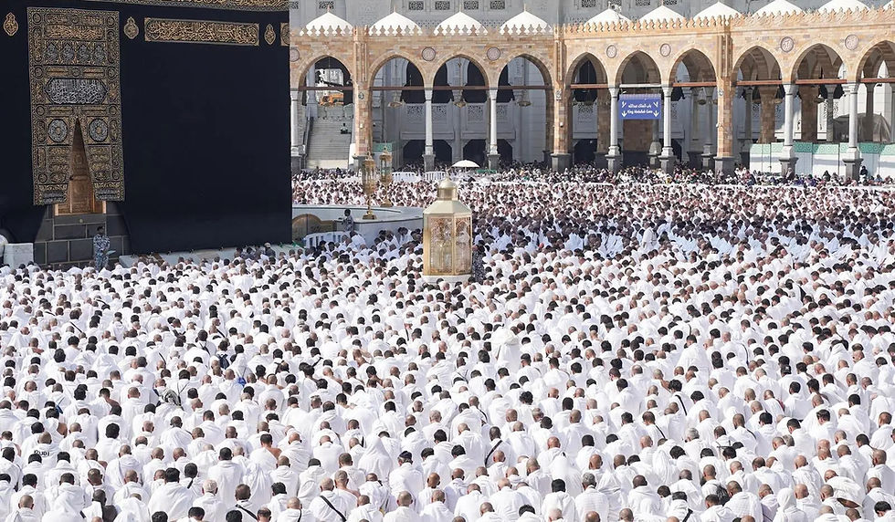 Grand Mosque Imam Urges Adherence to Noble Character and Values