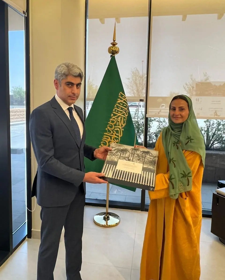 Princess Sarah bint Bandar bin Abdulaziz discusses Azerbaijan’s potential membership in International Dates Council
