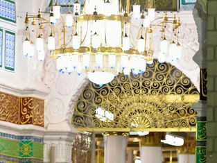 Prophet’s Mosque Lighting System Highlights Architectural Beauty