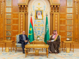 Crown Prince Mohammed bin Salman Meets President of Mauritania on Sidelines of FII9