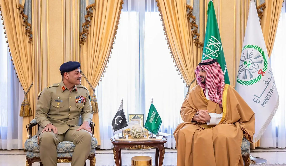Saudi Defense Minister meets Pakistan’s Chief of Defense Forces in Riyadh