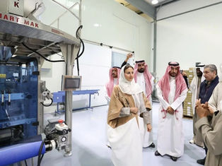 Princess Sarah bint Bandar bin Abdulaziz Al Saud assesses Madinah date factories and export potential