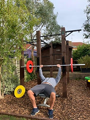 bench-press-exo-gym.jpeg