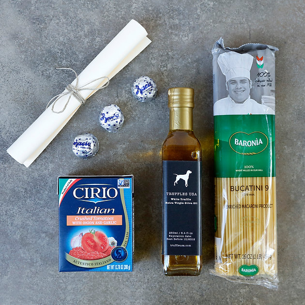 White Truffle Oil Pasta with Tomato Sauce