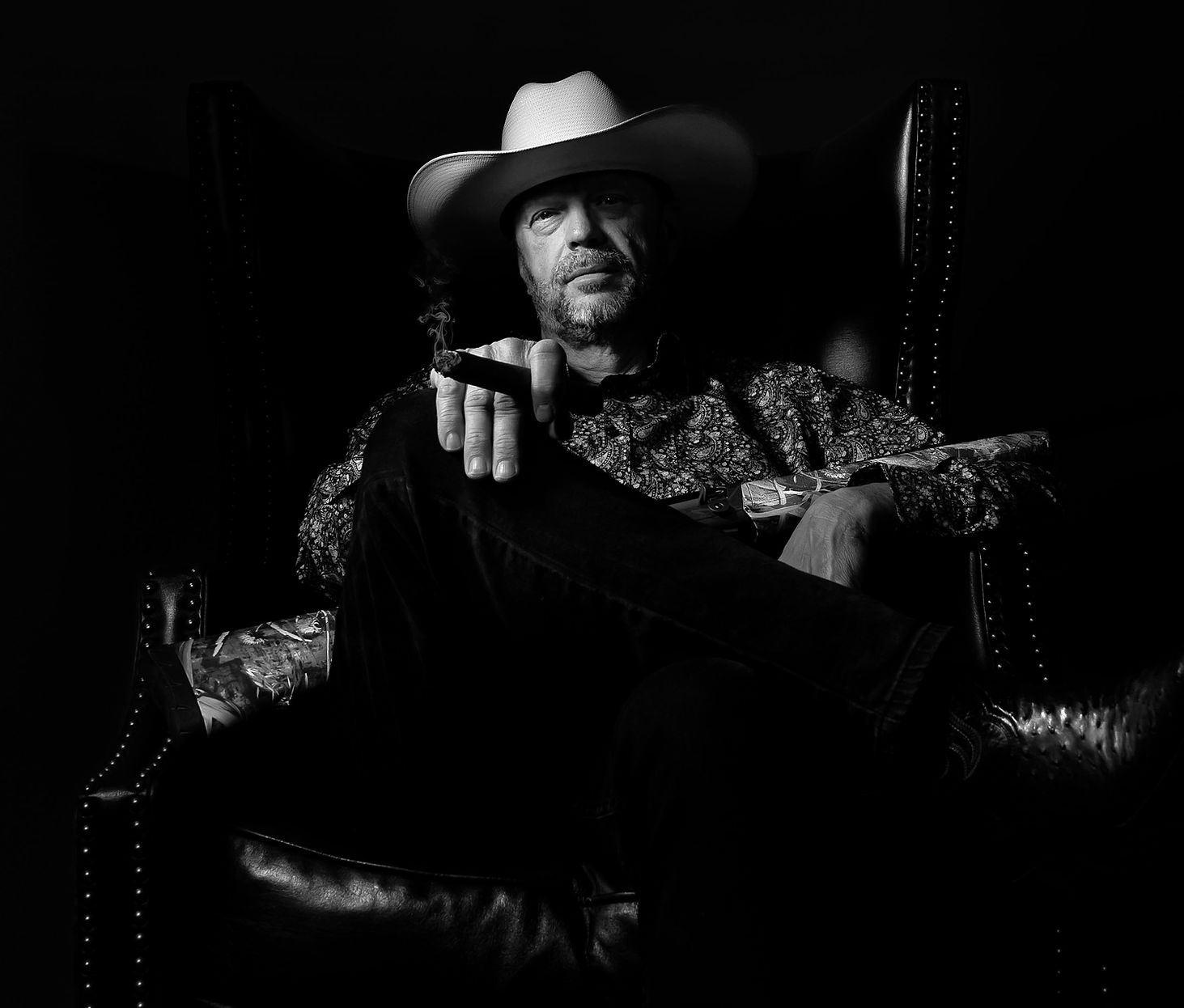 Black and white male portrait with cowboy hat by Elin Shu, Orange County portrait photographer
