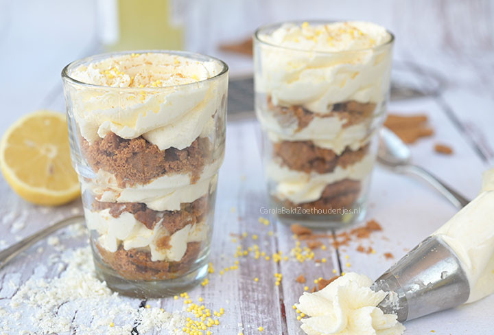 Tiramisu met witte chocolade, Limoncello en koffieleutjes