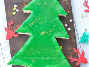 Kerstboom tompouce-taart
