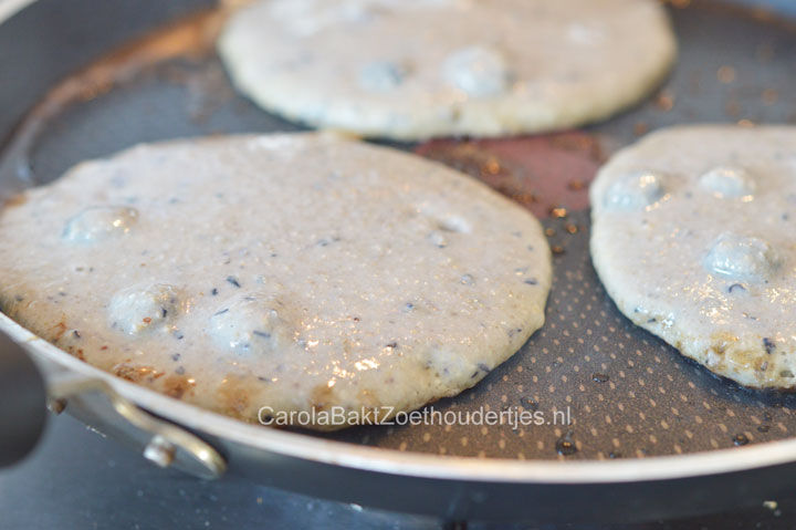 blauwe bessen havermout pancake