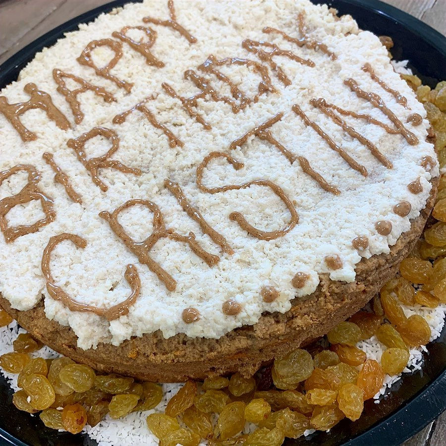 Thumbnail: custom cakes!