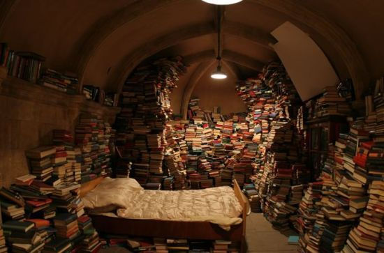 Evey's Room in the Shadow Gallery