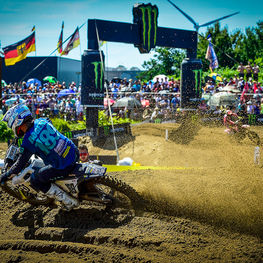 Bogers ve Geerts Fırtınası Flanders'ın Şiddetli MXGP'sinde Zafere Ulaştı