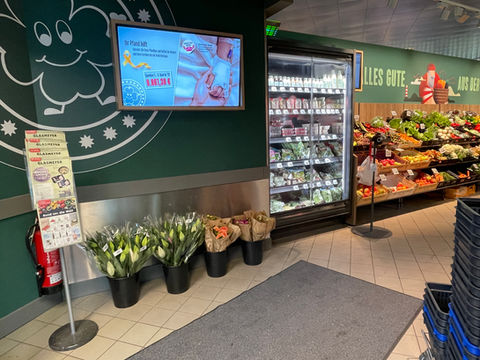 Eingangsbereich
Landhaus Filiale Glasmeyers REWE