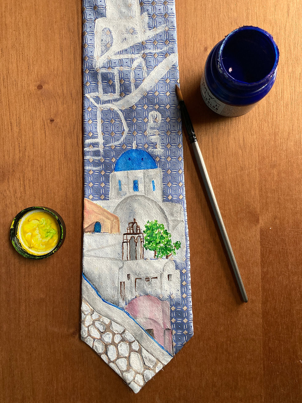 Thumbnail: Santorini tie process photo