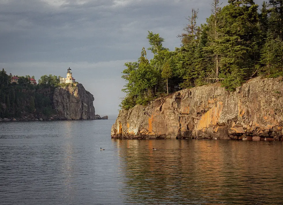 best-things-to-do-north-shore-mn-_-split-rock-lighthouse--e1682521802727.webp