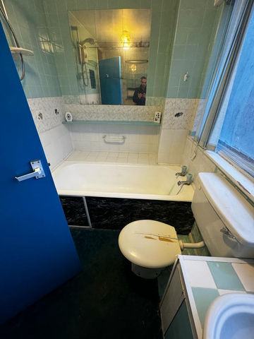 Bathroom after the clearance