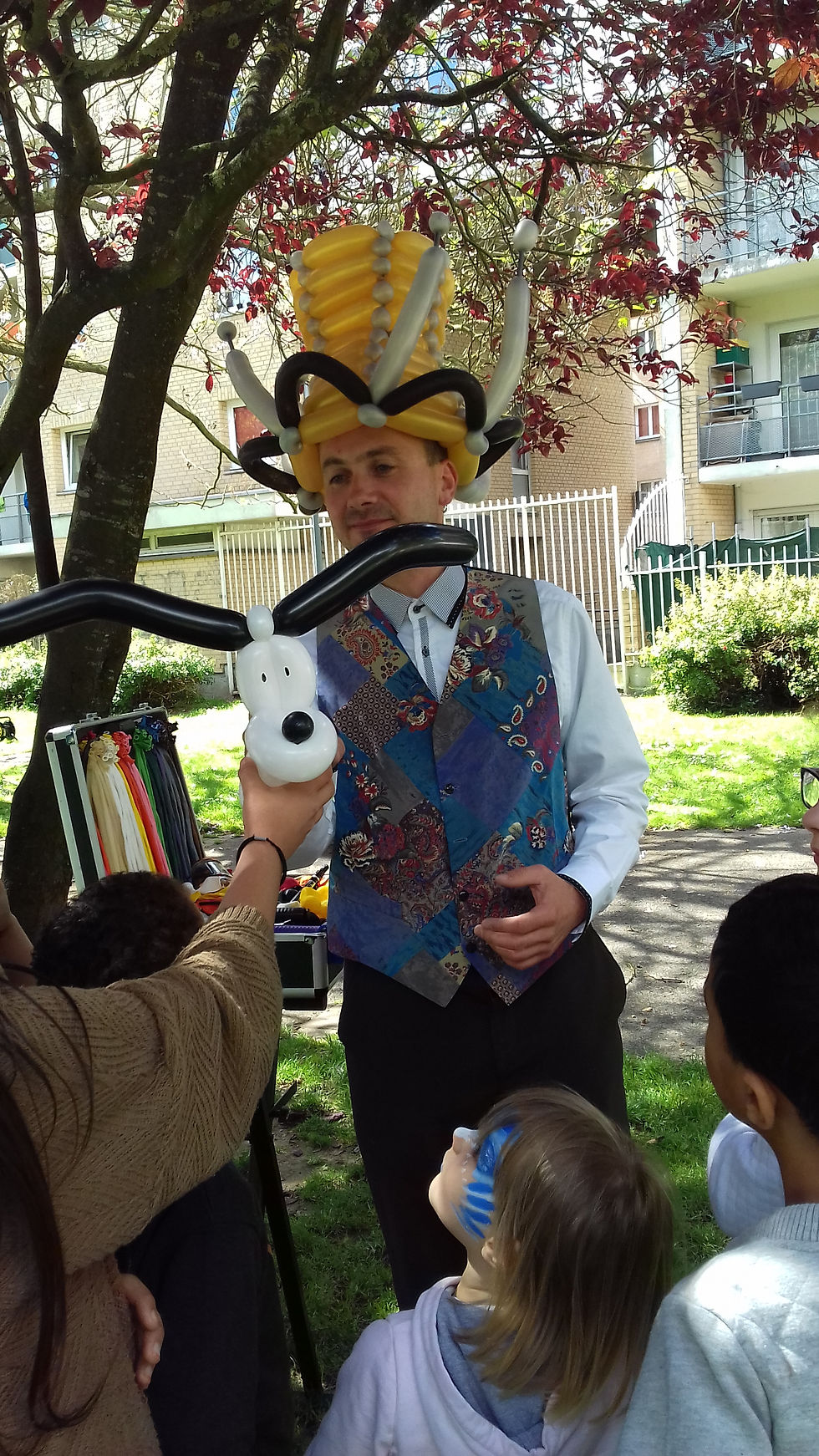 Sculptures sur ballons et maquillage - Braderie de rentrée