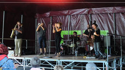 Old Chaps met le feu au festival de jazz de Chateauneuf du Faou !