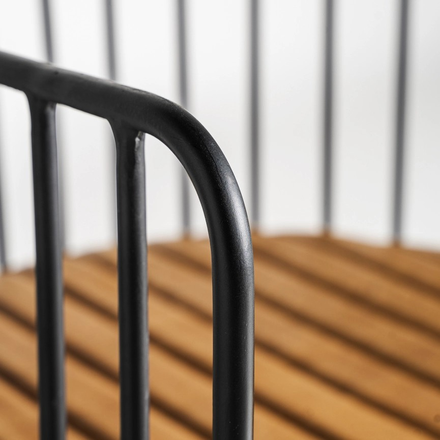 Miniature : Fauteuil robuste en cuir côtelé marron et pieds en métal pour salon moderne.