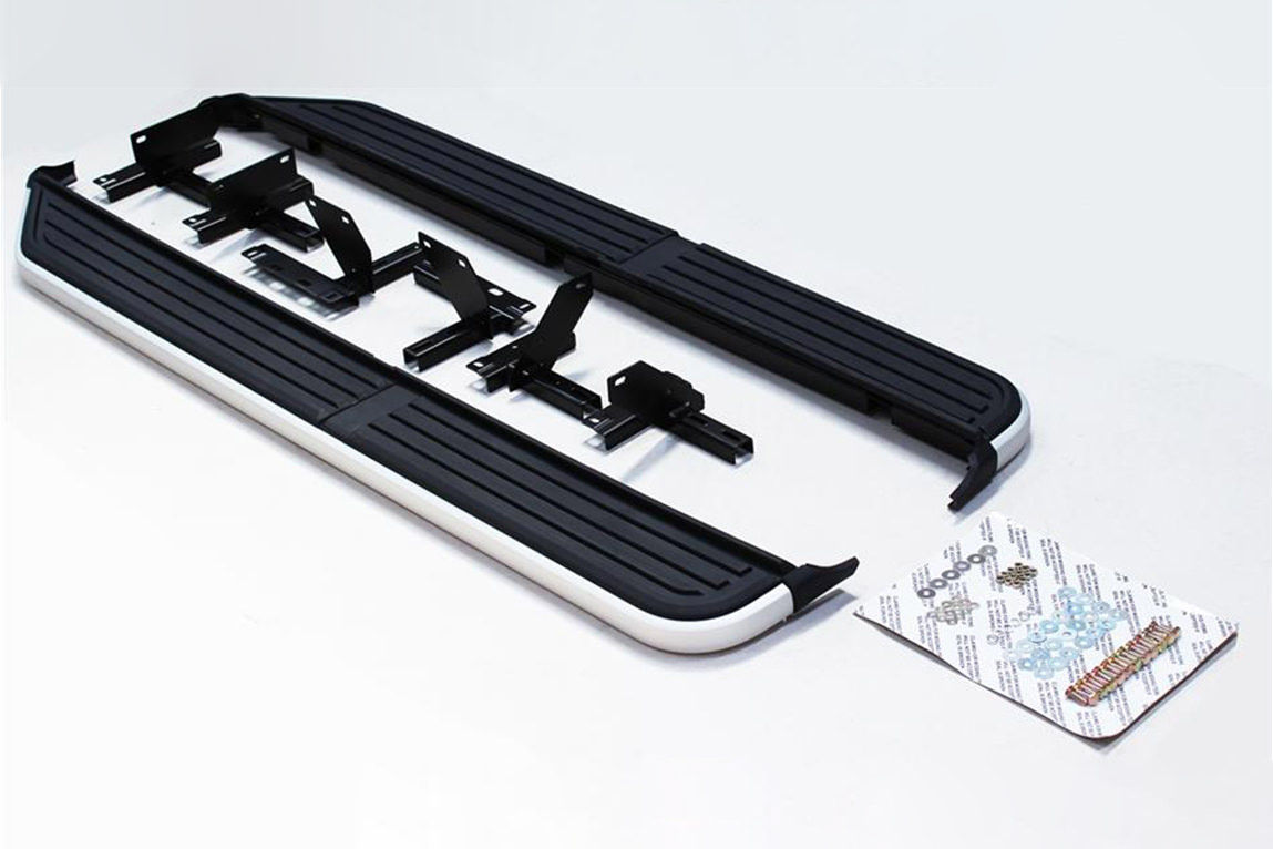 ランドローバー ディスカバリー 3・4 ランニングボード