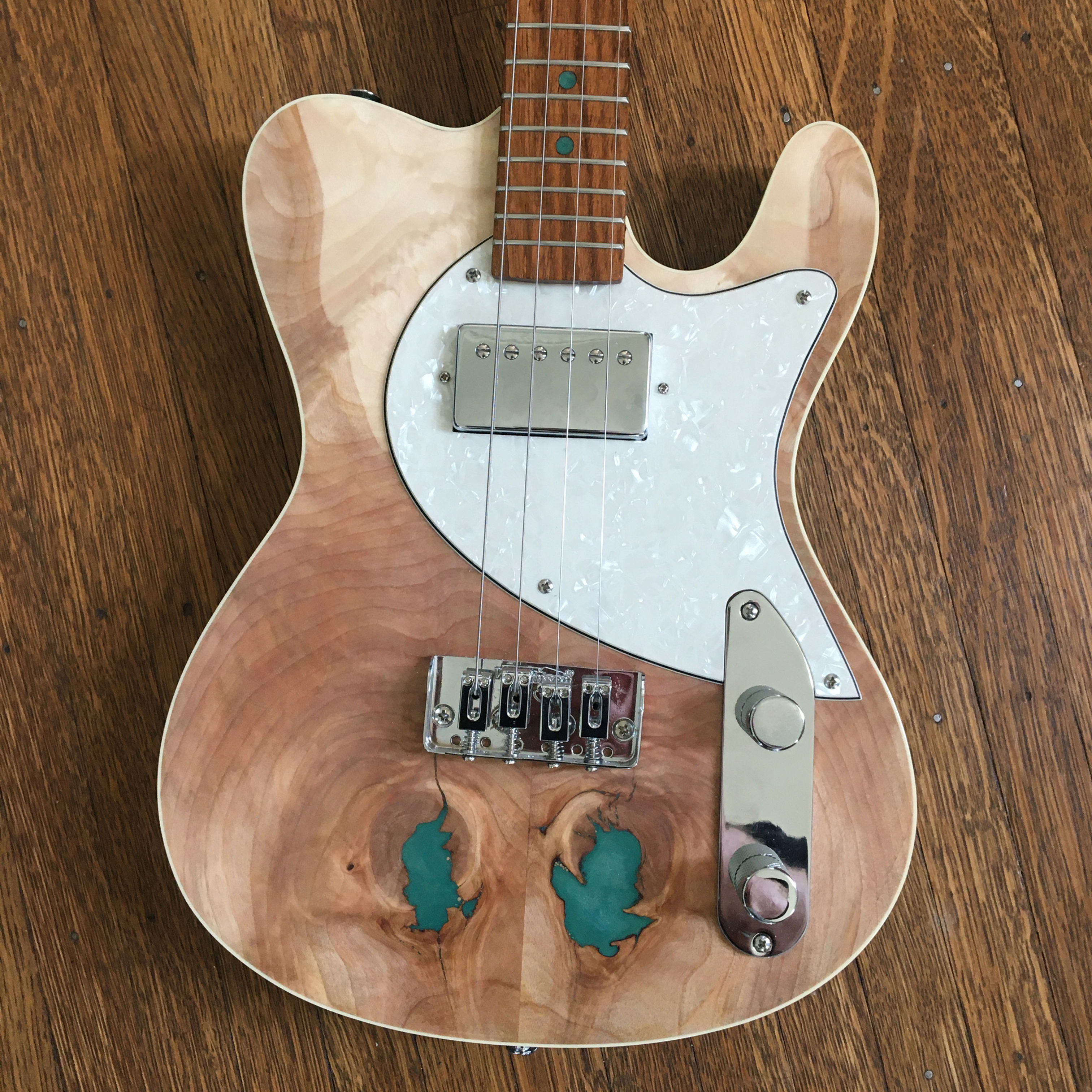 Telecaster style baritone ukulele