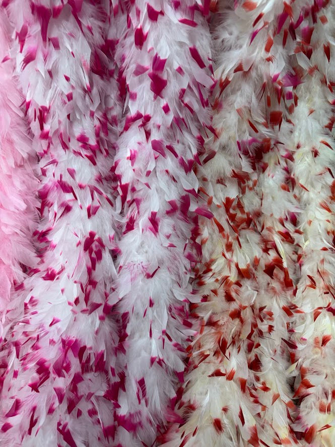 Thumbnail: 120 Gram Chandelle Boa -White w/ Tips
