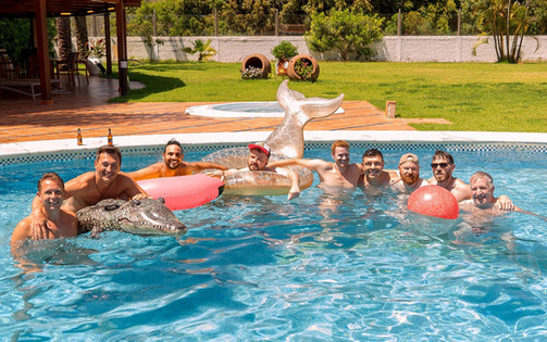 Everything to Sea, exclusive gay weeks in private villas