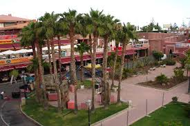 Yumbo Centre Maspalomas, a gay tour