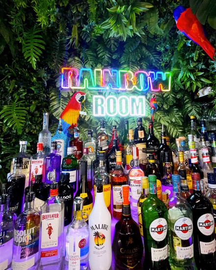 Rainbow Room, Maspalomas gay bar, Cocktails & Kitchen, live shows and games