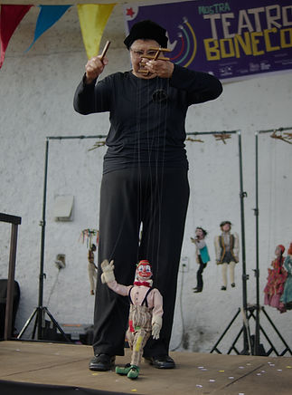 mostra_teatro_bonecos_maquine.02_30_02_27.Still277.jpg