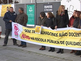 Sindicato promove protesto de trabalhadores não docentes
