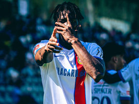 Alverca soma primeira vitória com três golos na Madeira