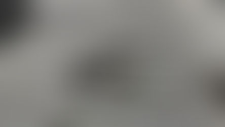 Ruas da zona antiga de Vila Franca com muitos buracos