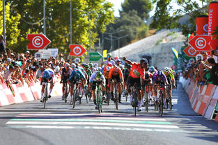 Venezuelano Linarez conquista amarela em Vila Franca
