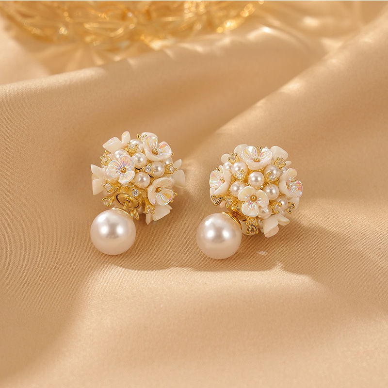 Thumbnail: Pearl Bloom Elegance Earrings