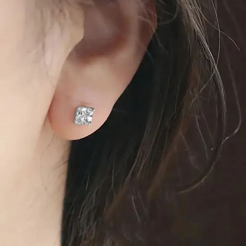 Thumbnail: Emerald Radiance Studs