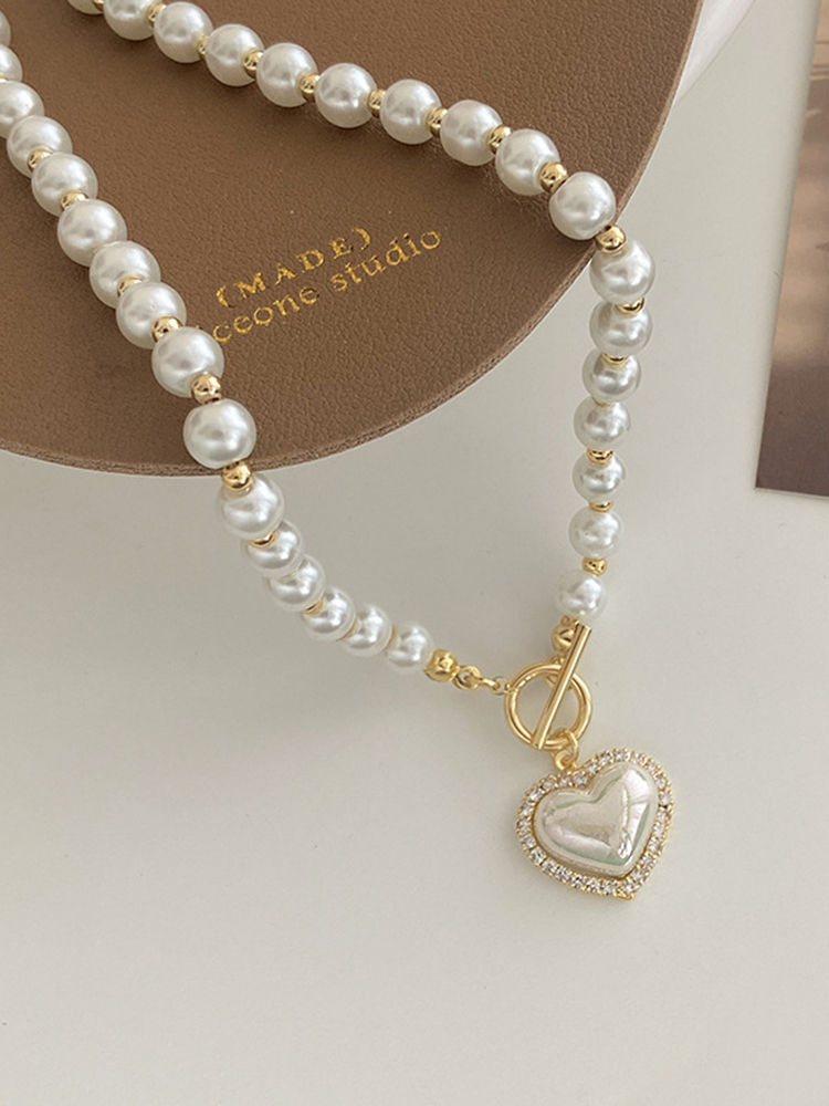 Thumbnail: Pearl Heart Elegance Necklace