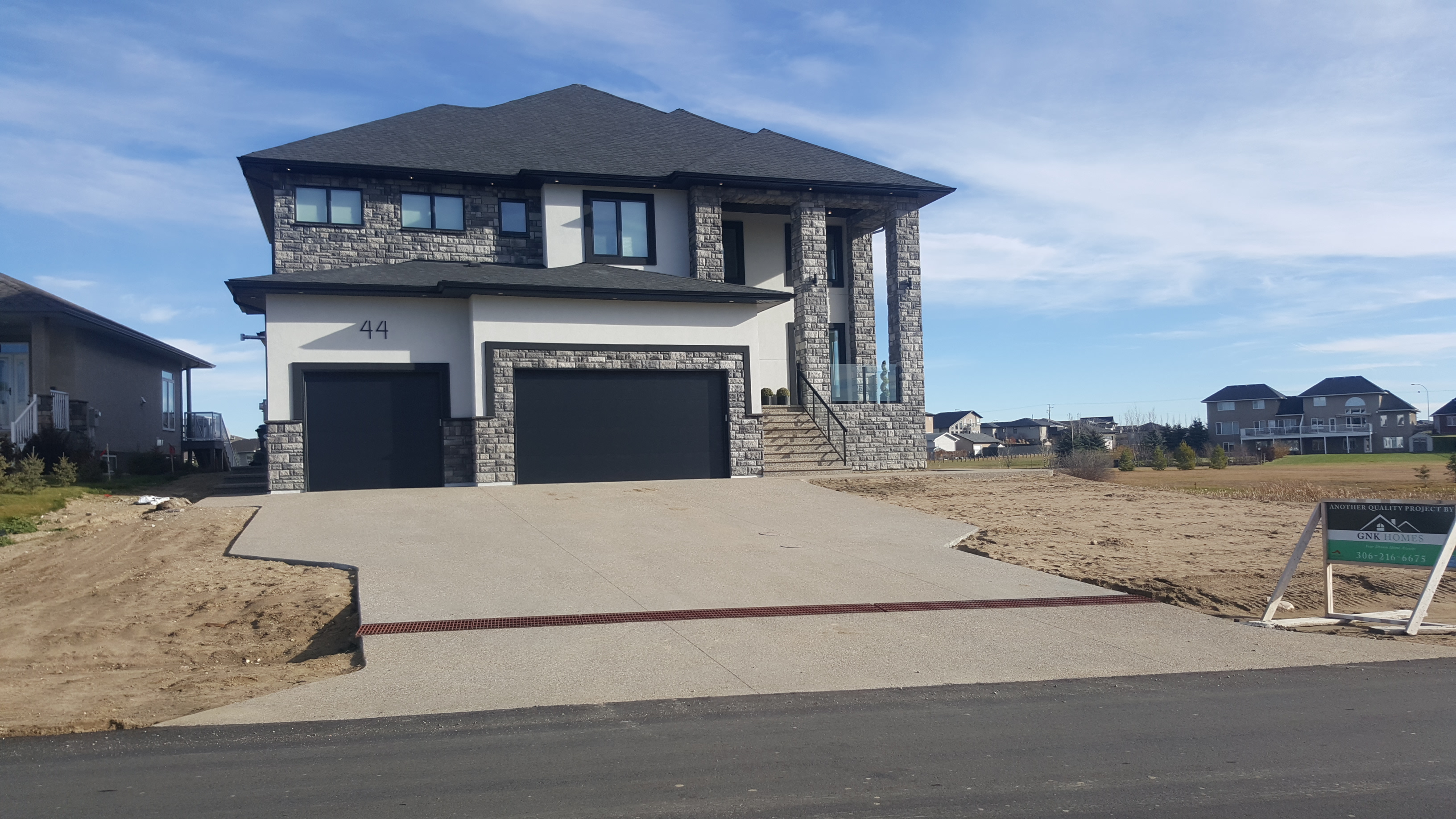 Custom Homes Regina Z99