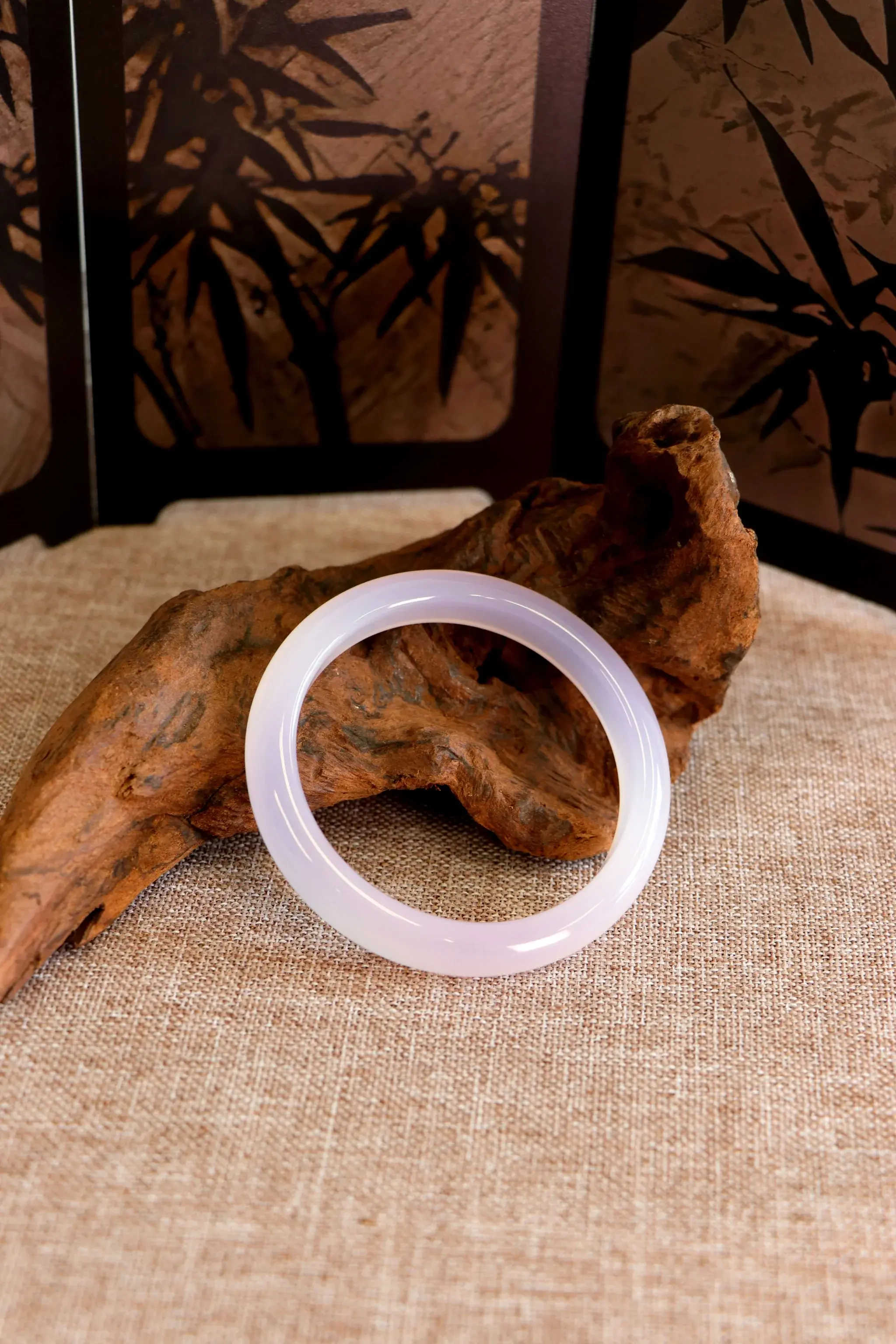 Lilac Mist Agate Bangle 煙紫瑪瑙手鐲