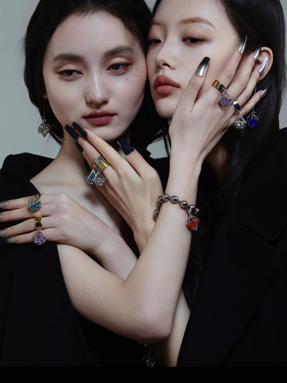 Thumbnail: Atonal Lim Ear Cuff