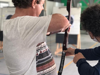 Que tal experimentar uma aula de arco e flecha?