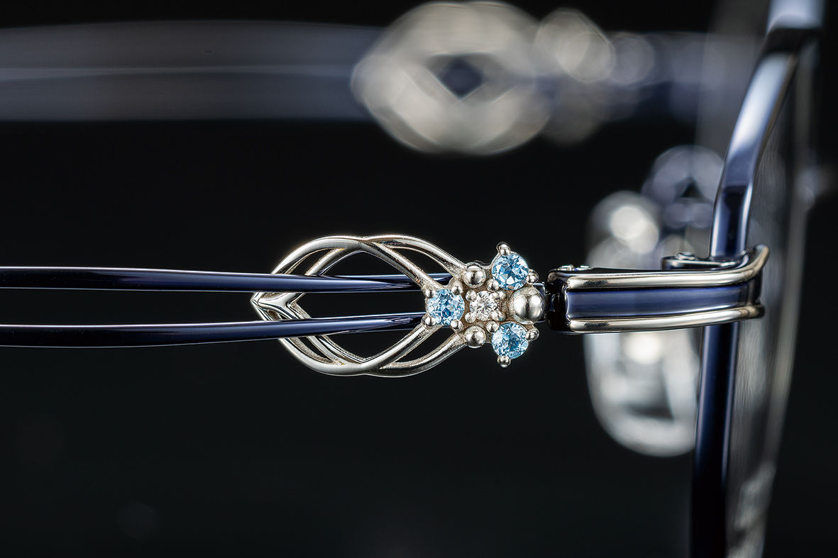 XL1712 BL LineArt CHARMANT Aria